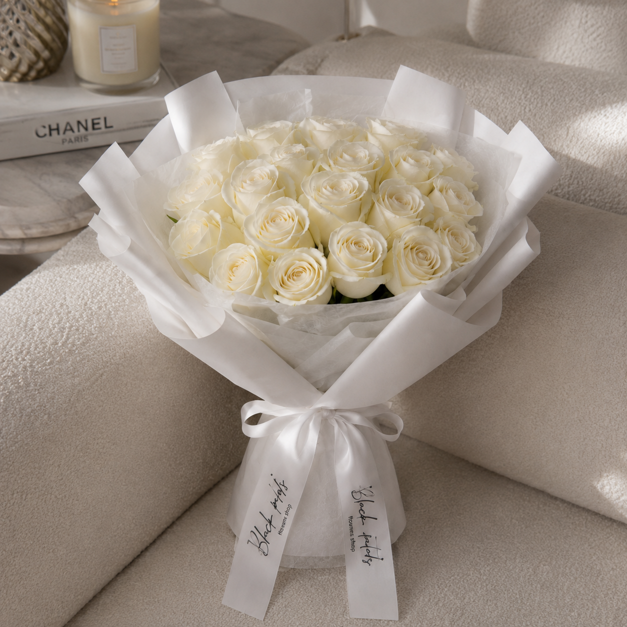 White Romance - 21 White Roses