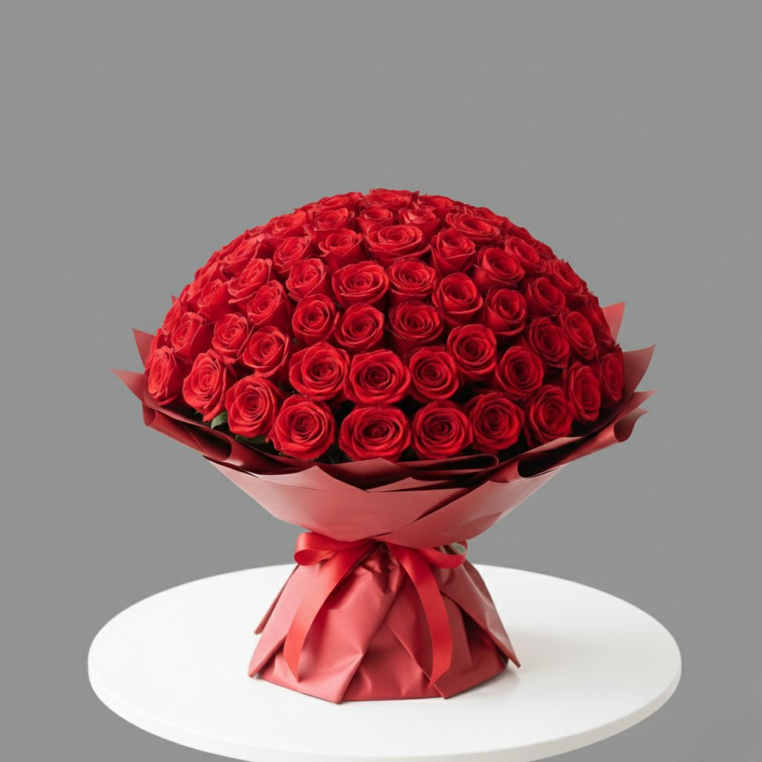 Valentine Magic - 300 Red Roses